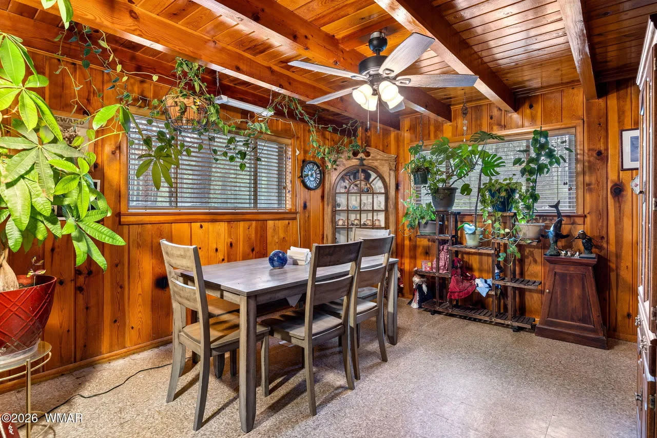 4940 Scott's Drive – photo 2