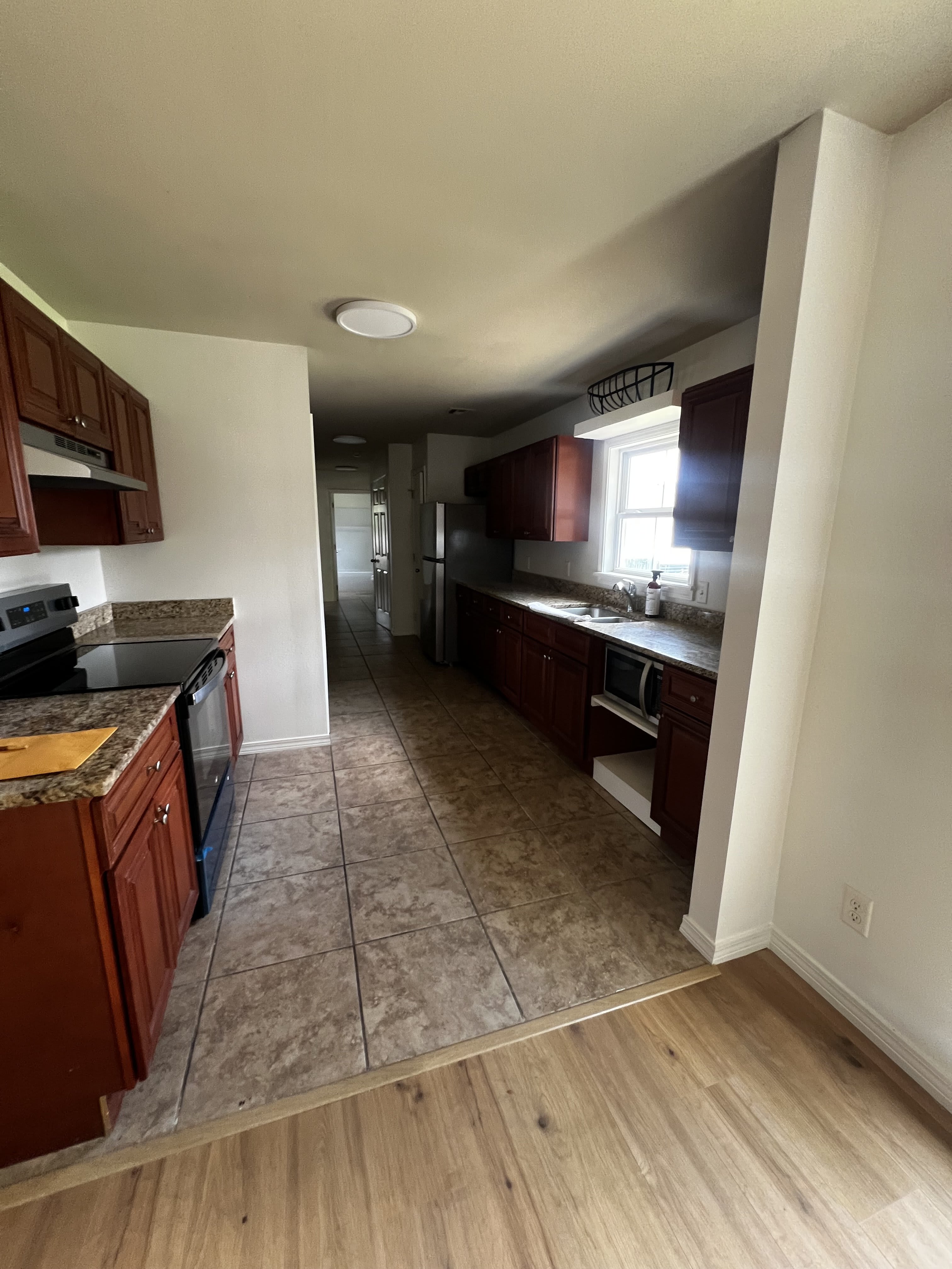 3615 Washington Ave – photo 4