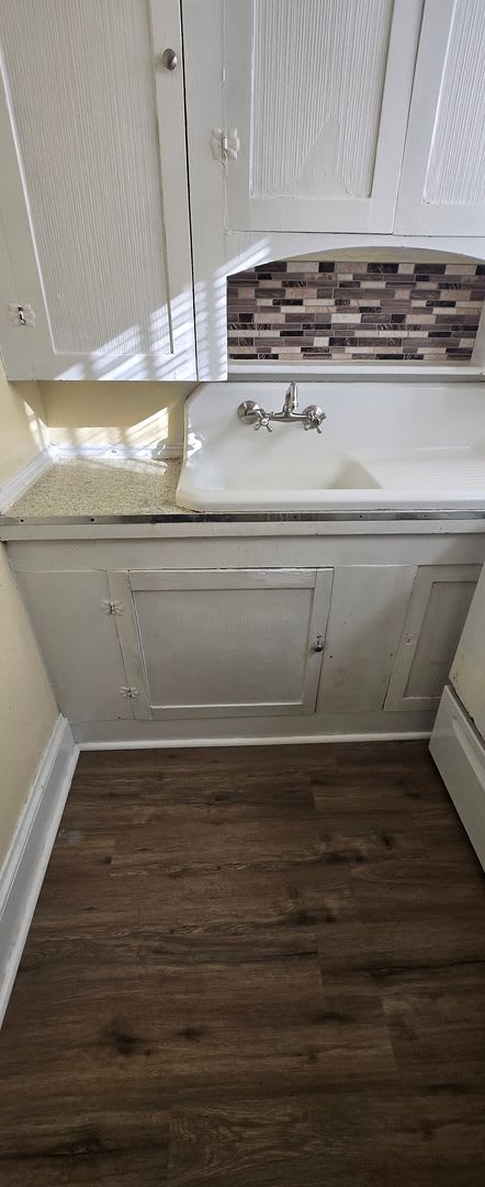 1523 Noble Street 1 Bedroom 1 Bathroom – photo 4