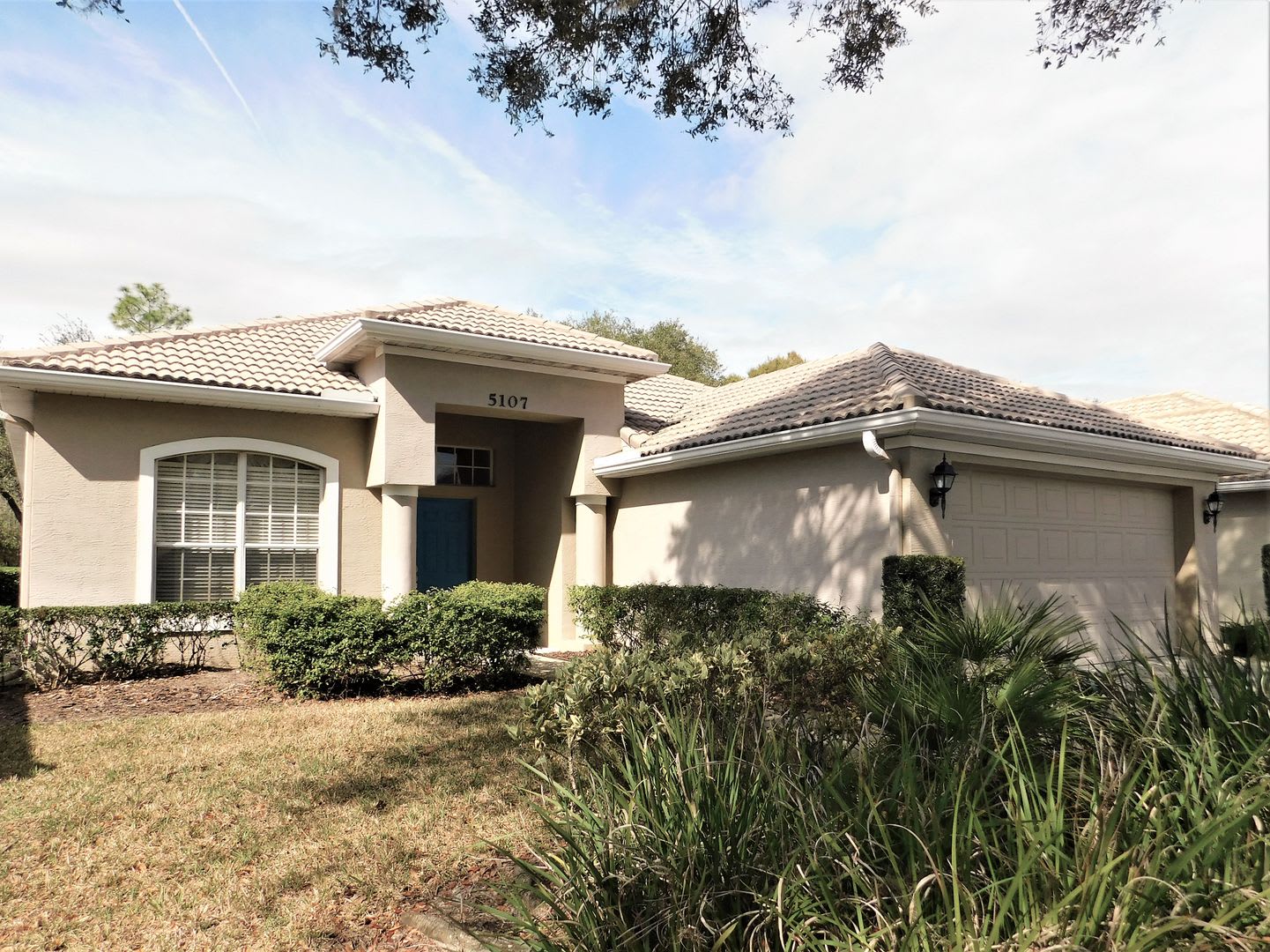 Furnished home in The Pinnacle of gated East Lake Woodlands – photo 3