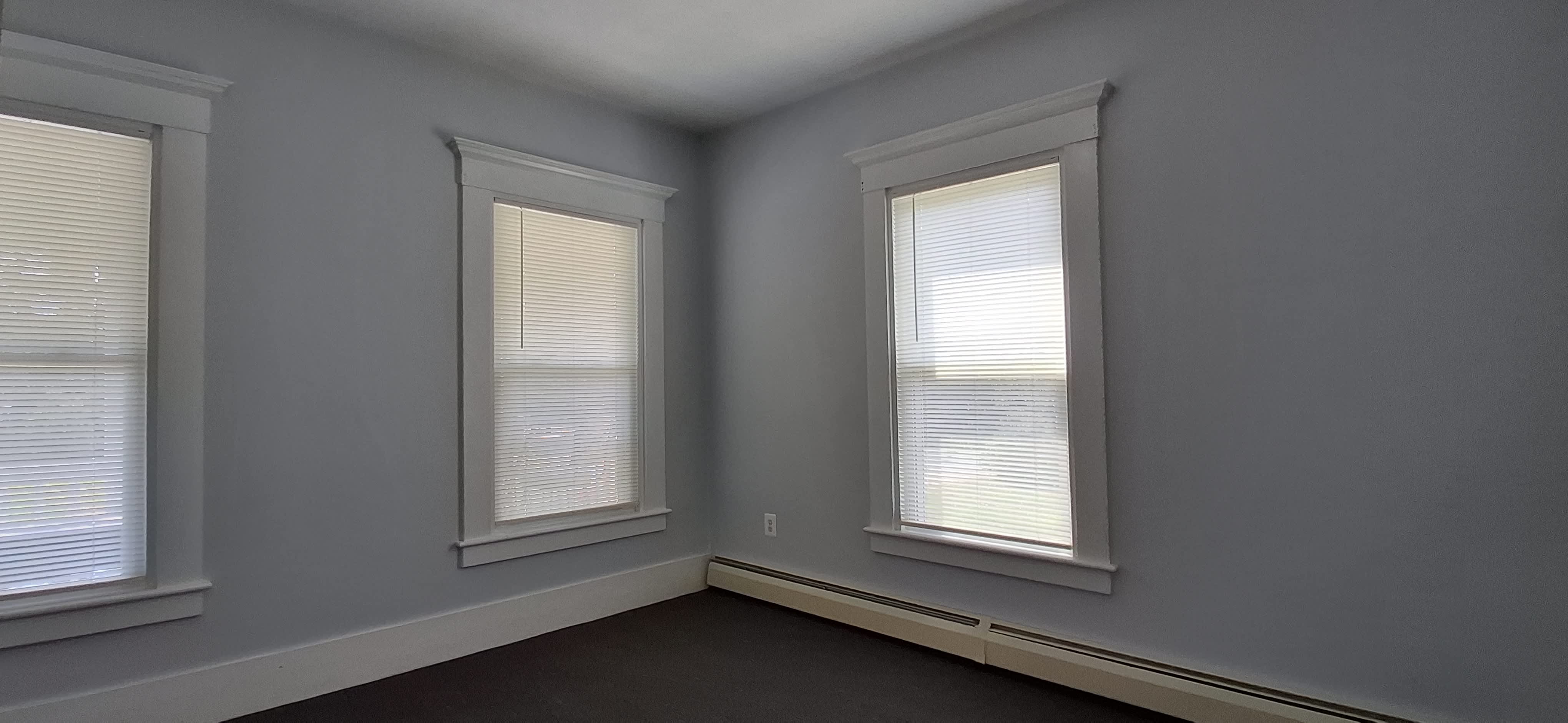 17 Middleboro Rd – photo 3