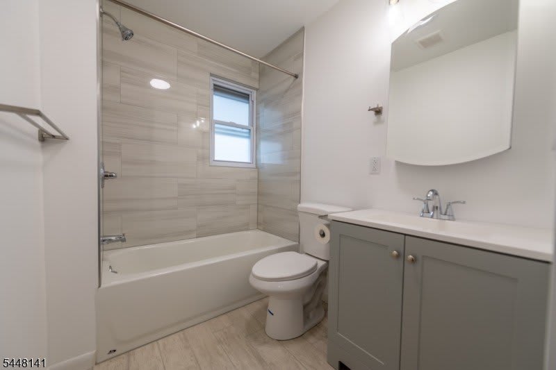 37 Spencer Pl – photo 2