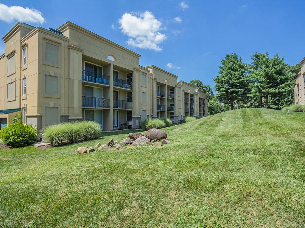 Stuart Woods Apartments – photo 5