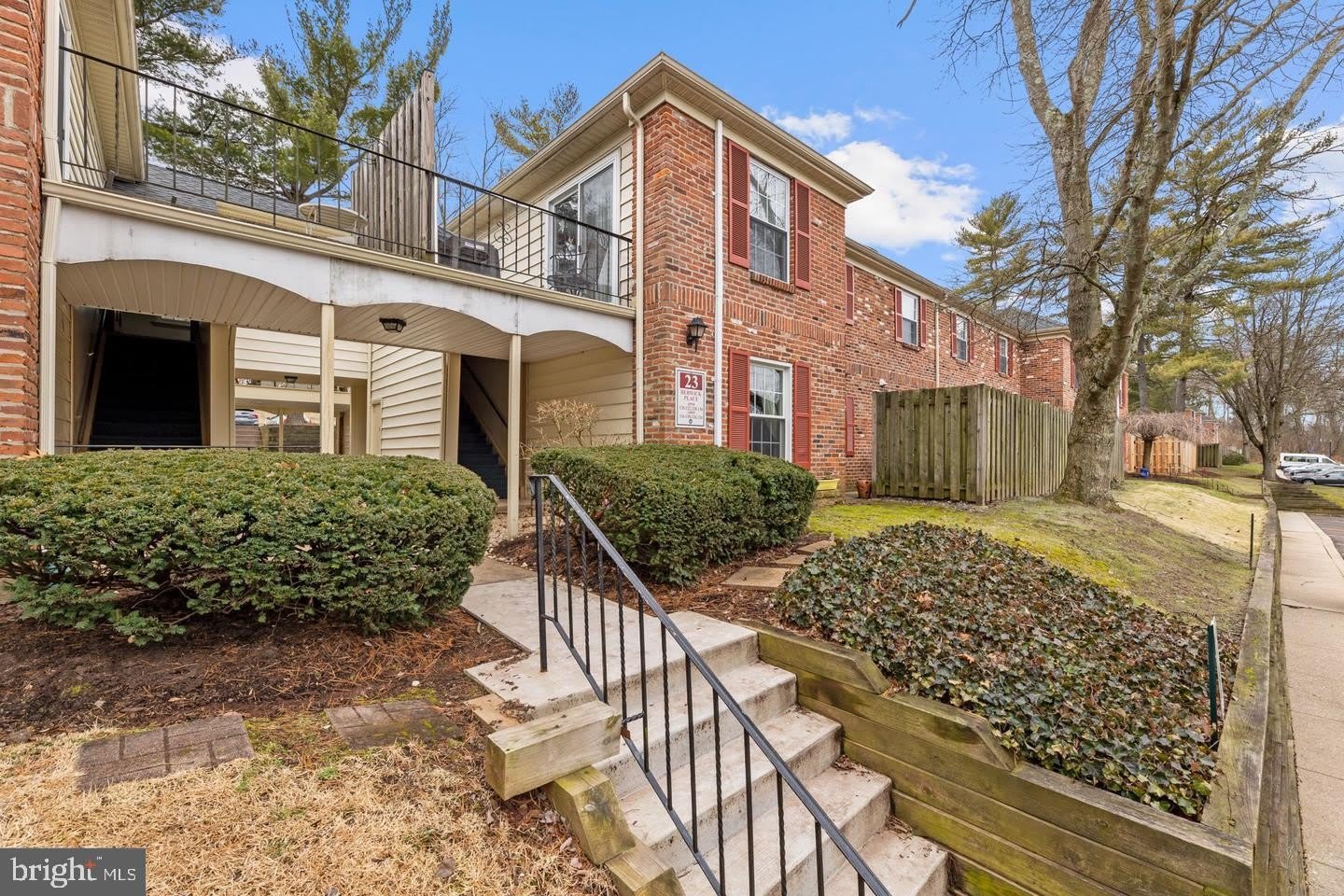 126 BERWICK Place – photo 1