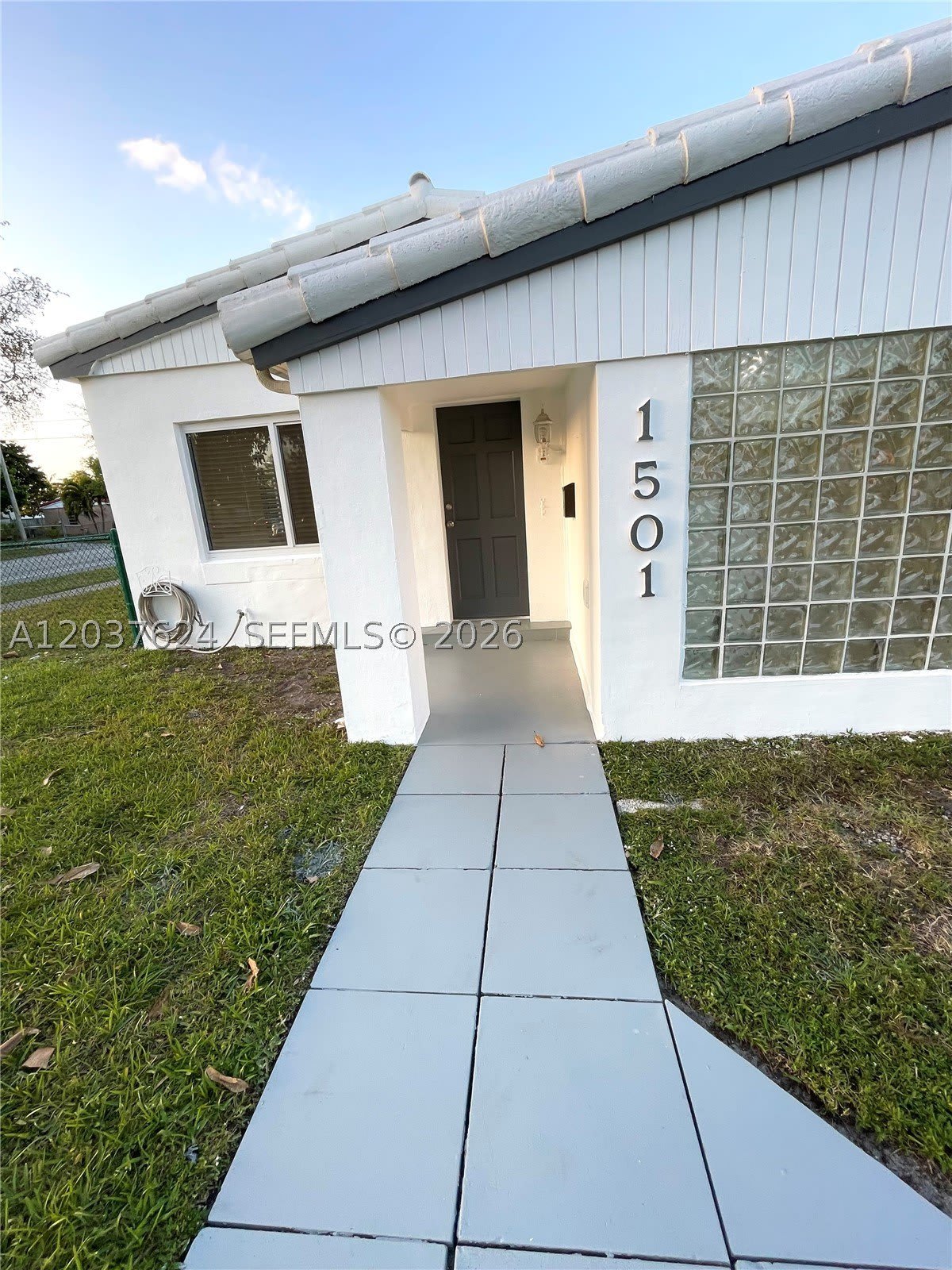 1501 NE 173rd St – photo 3