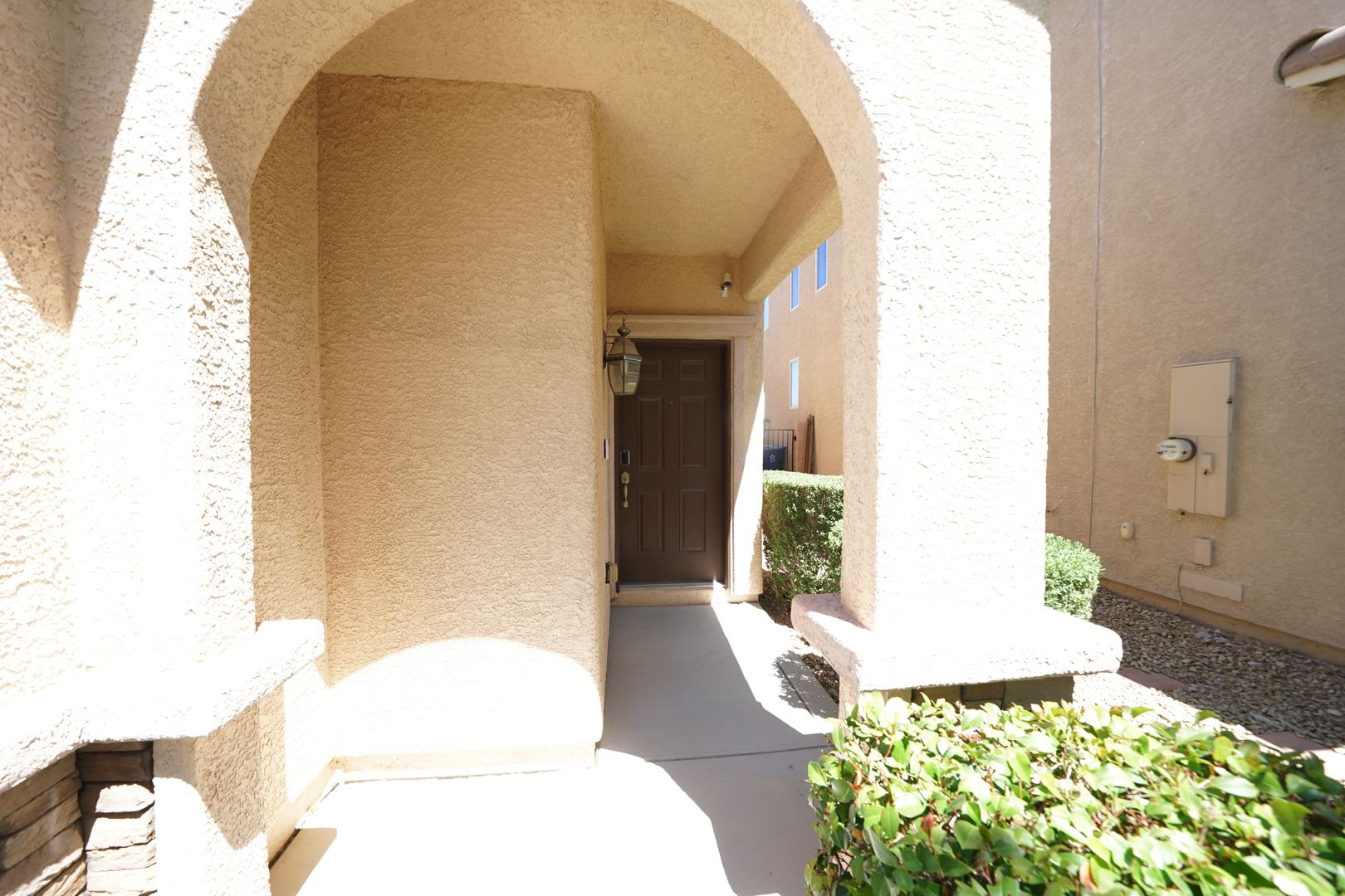 SHOWINGS AVAILABLE NOW – photo 2