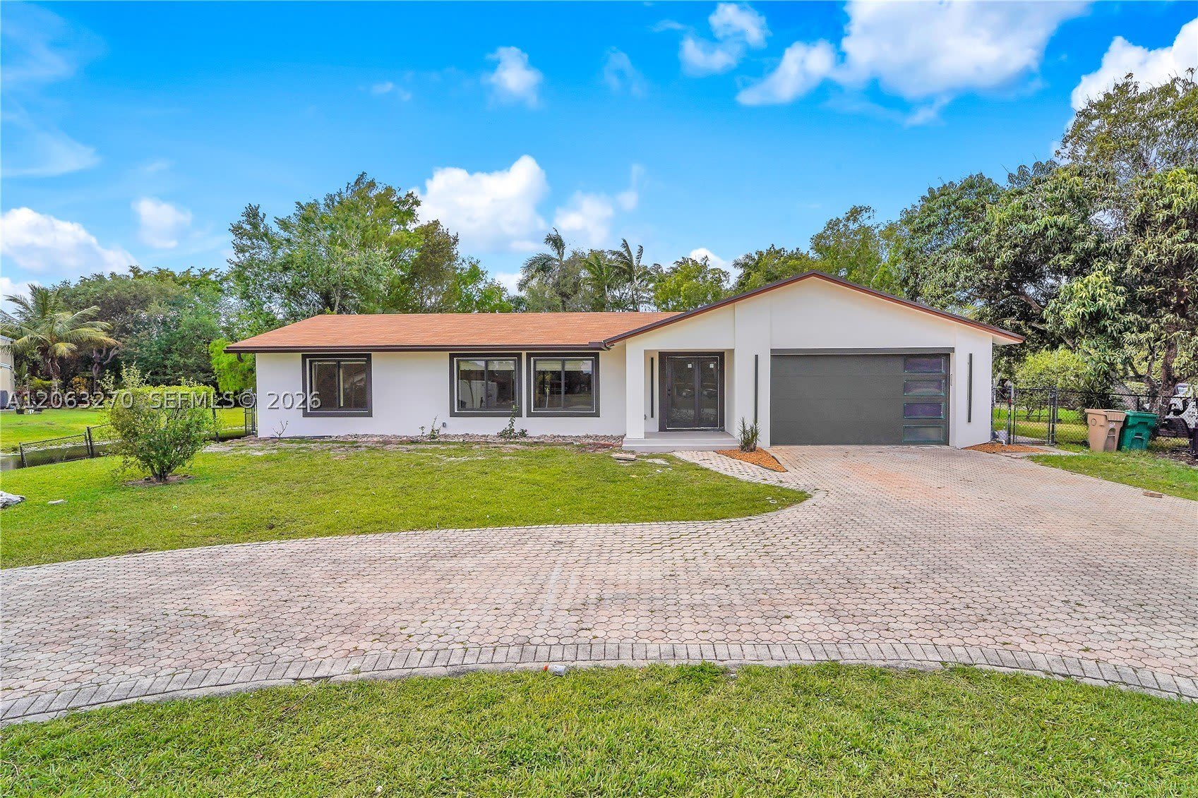 4700 SW 110th Ave – photo 2