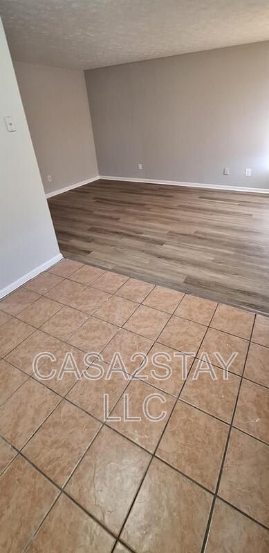 678 Knox Blvd – photo 2