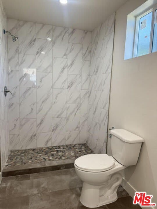 1243 1 2 W 41St Pl – photo 4
