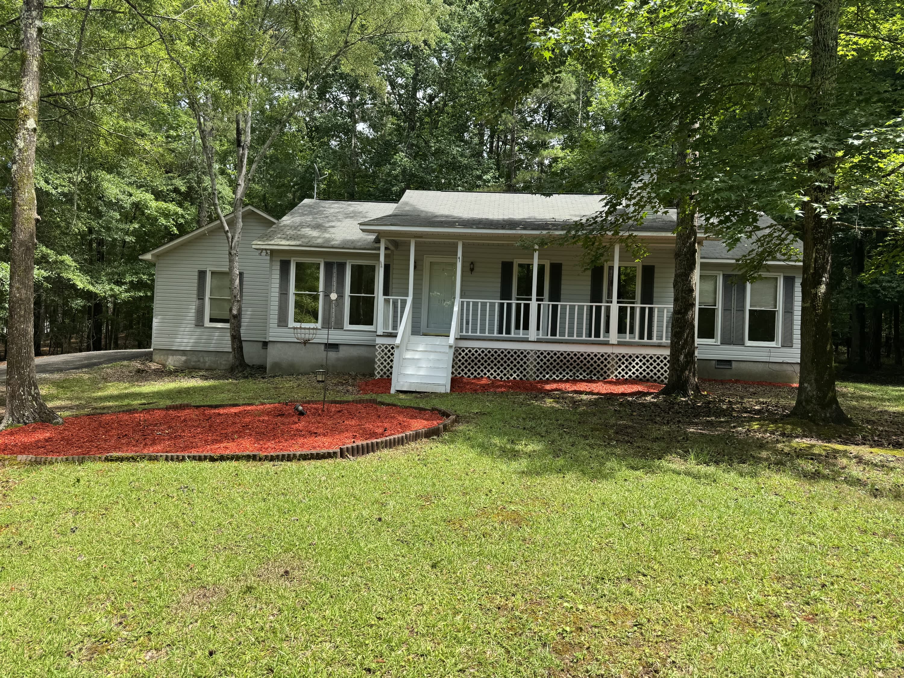 112 Oak Leaf Circle – photo 1