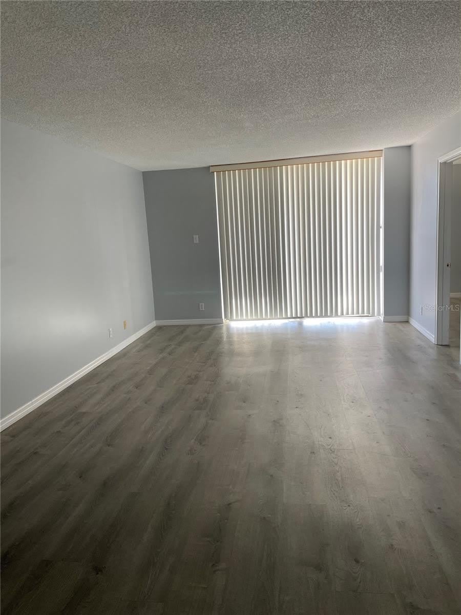 6051 SUN Boulevard – photo 5
