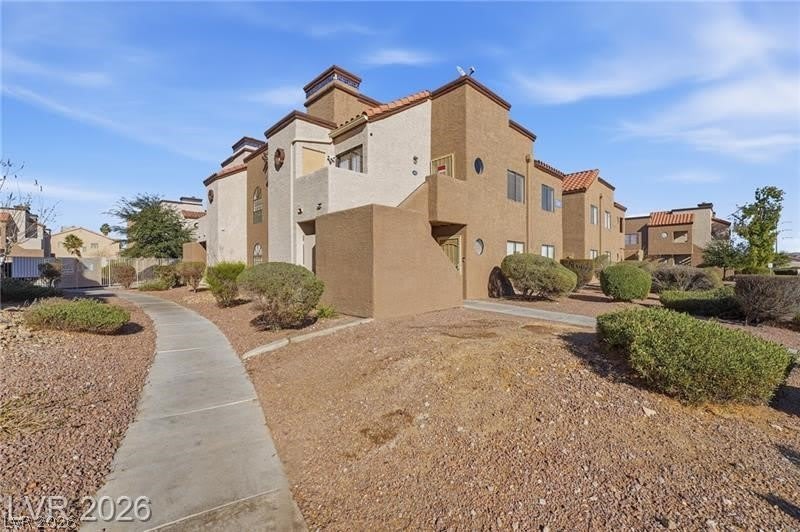 2982 Juniper Hills Boulevard – photo 1