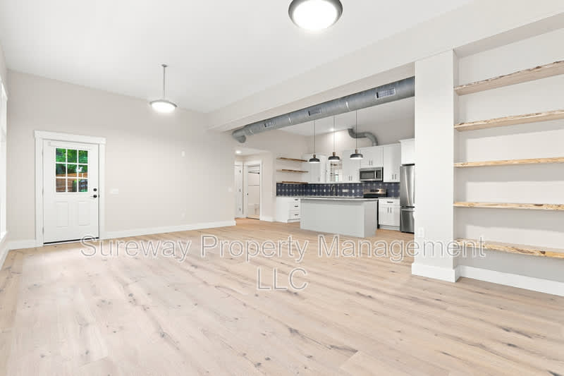 5565 Pennell Road – photo 4