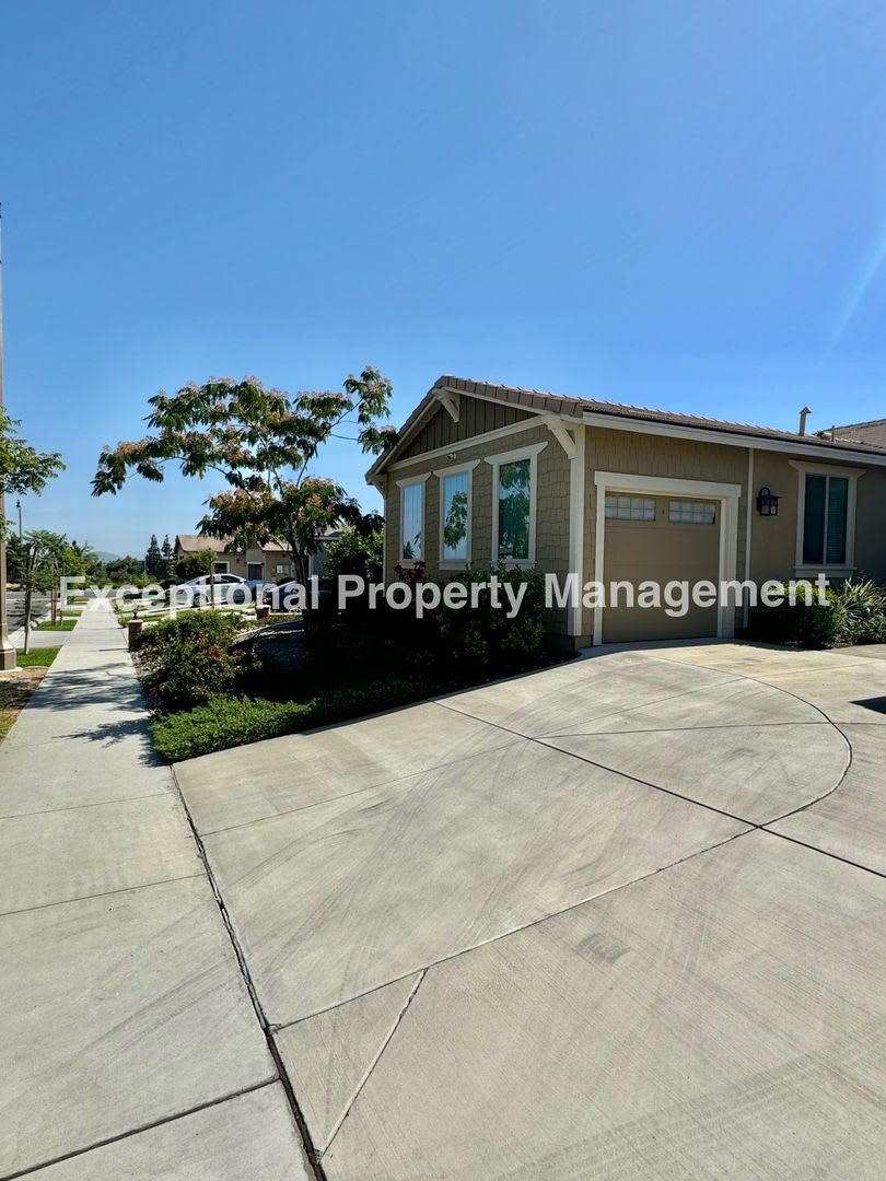 1 Bed 1 Bath Adu – photo 1
