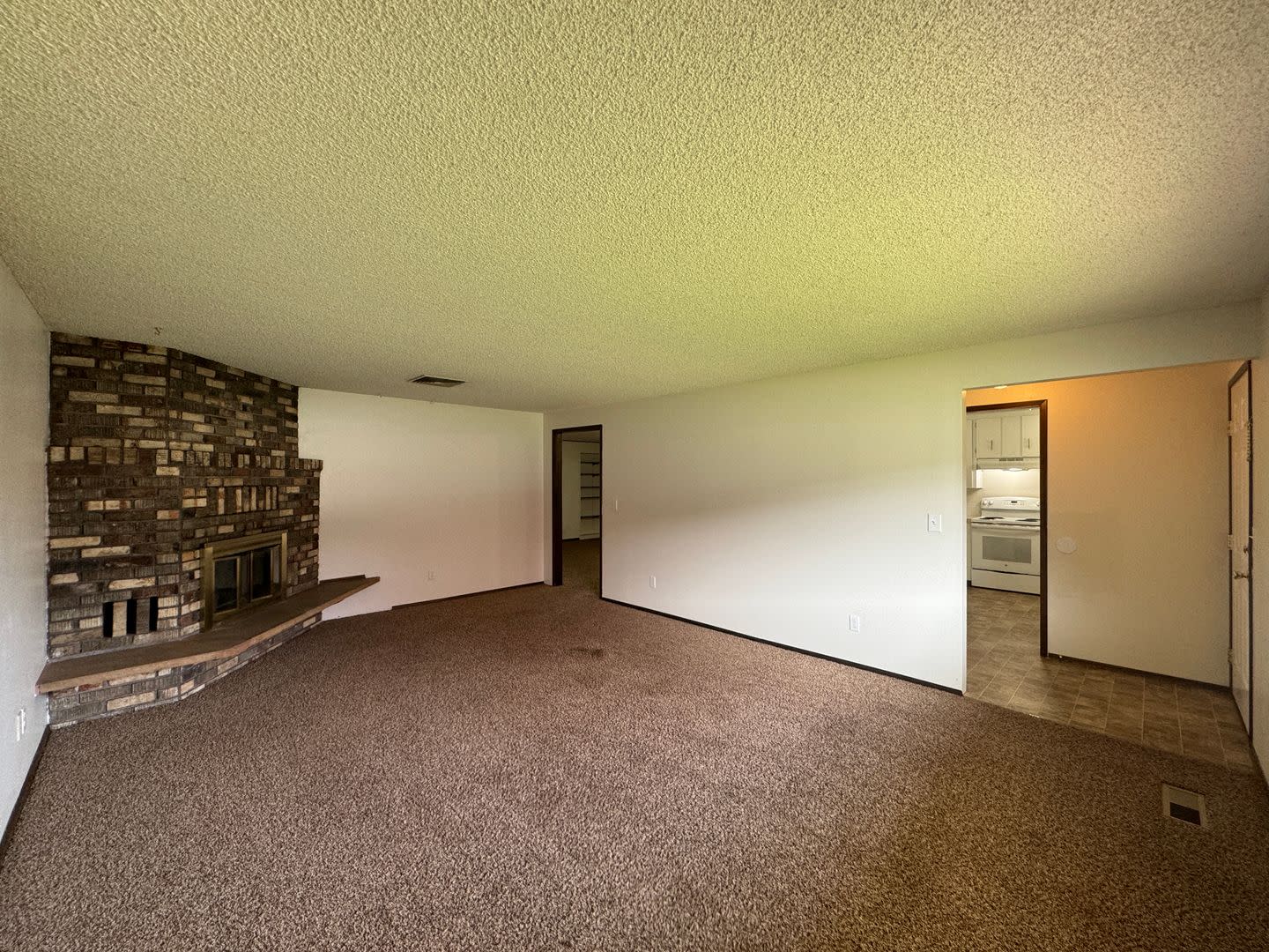 Non-Refundable & Security Deposit Total: $1800.00 – photo 3