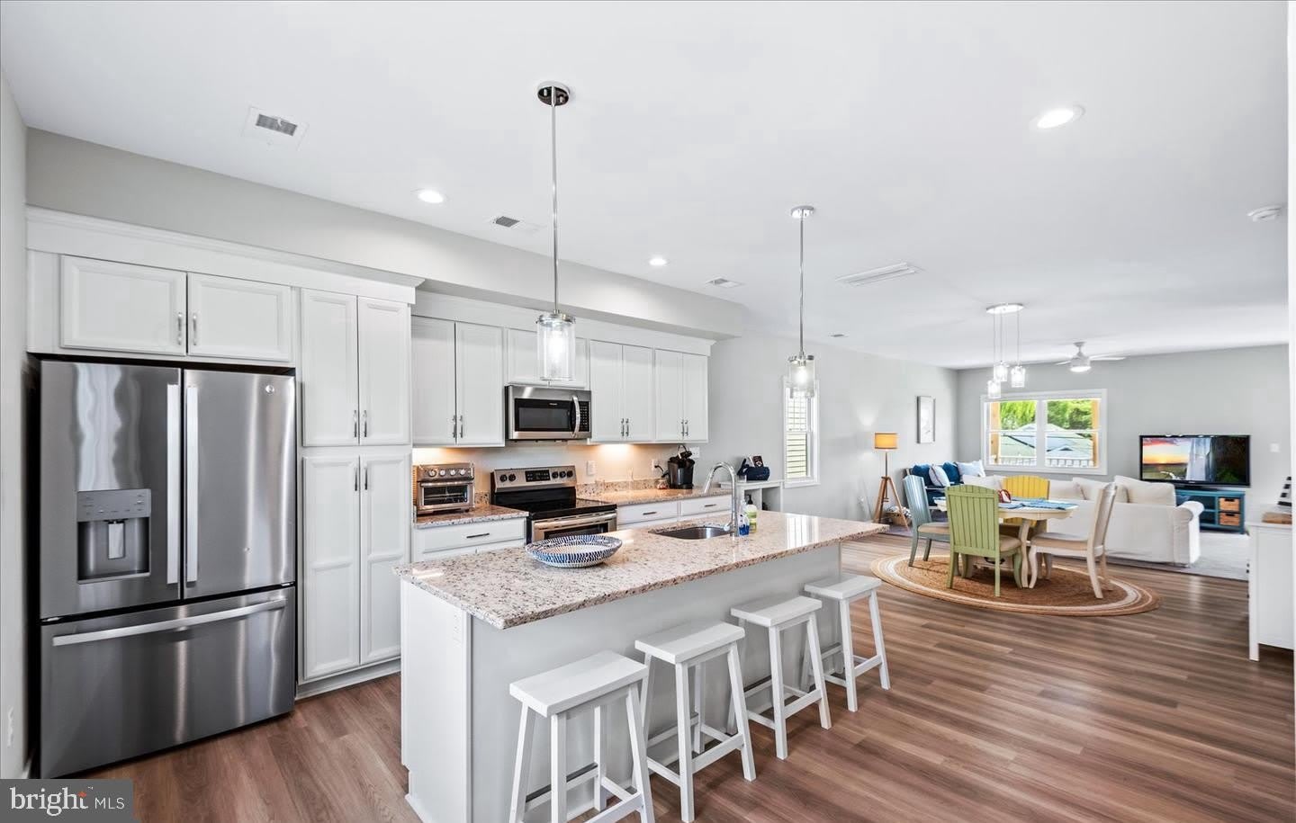 221 WILDER Avenue – photo 5