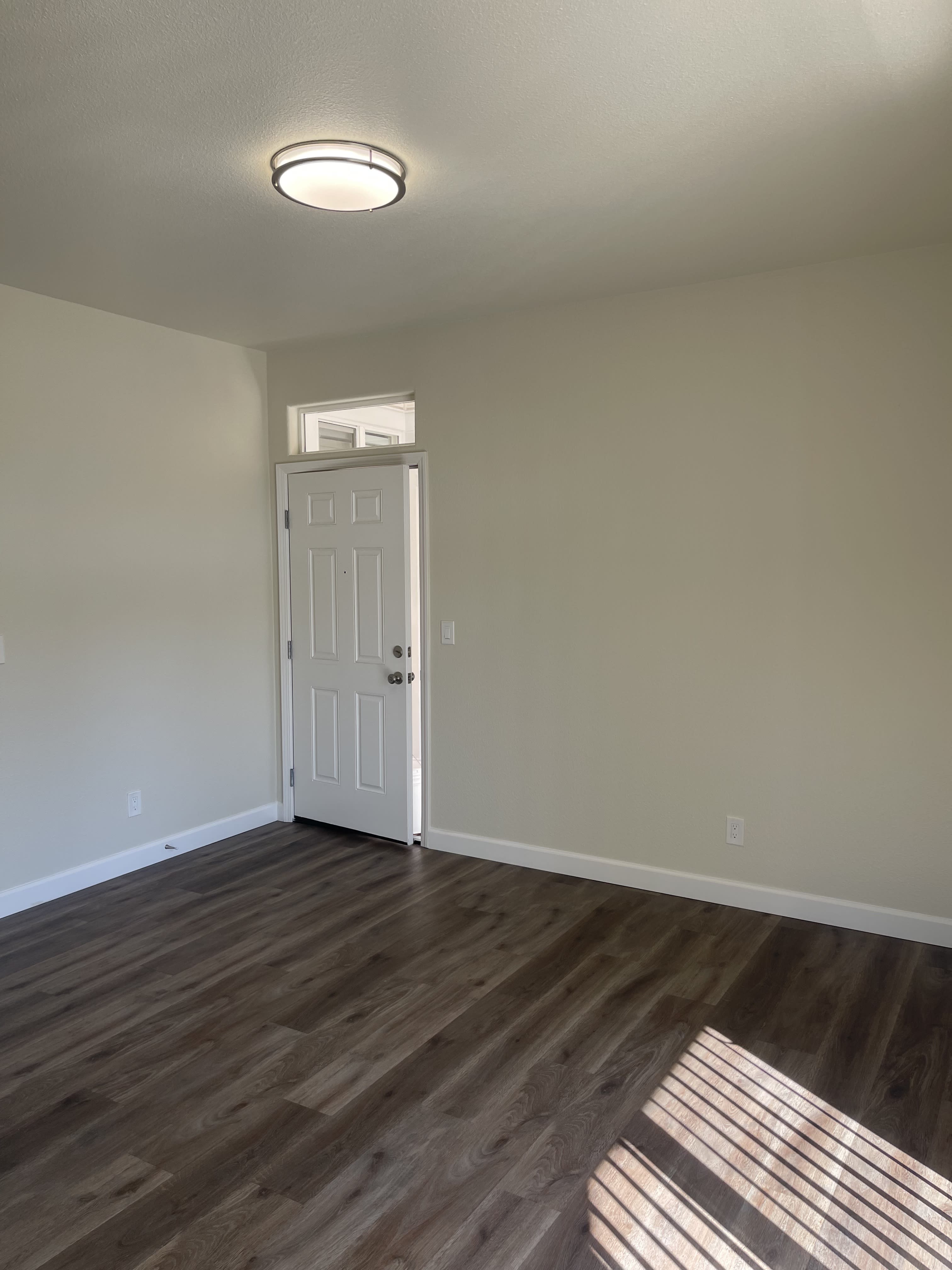 1016 Prospect Avenue – photo 5