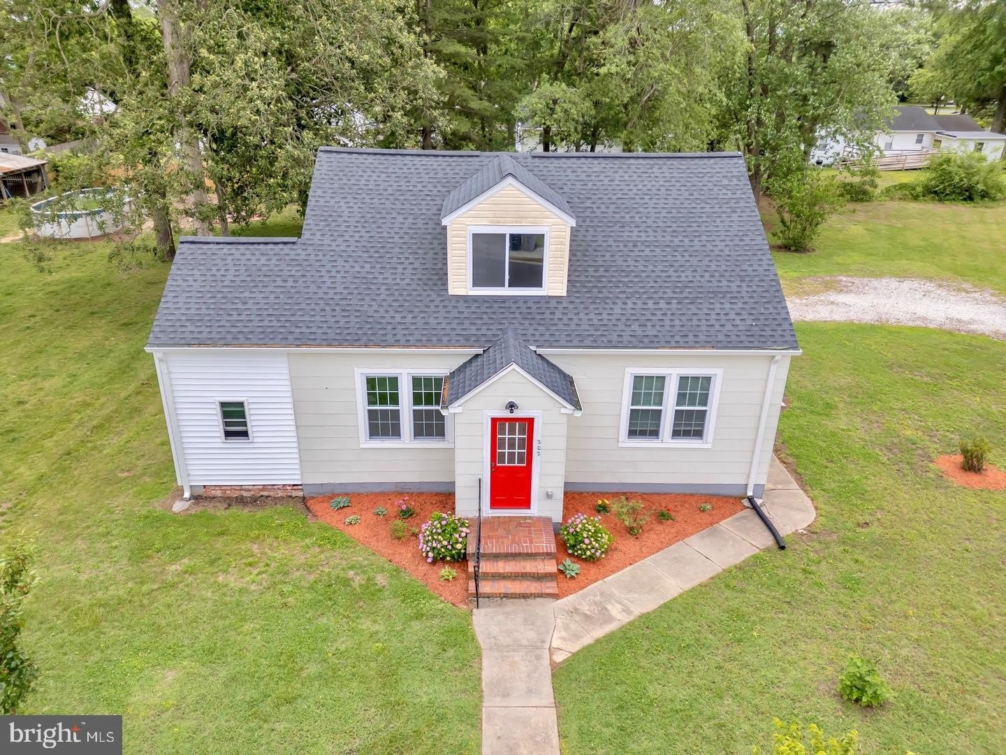 202 OAK Street – photo 2