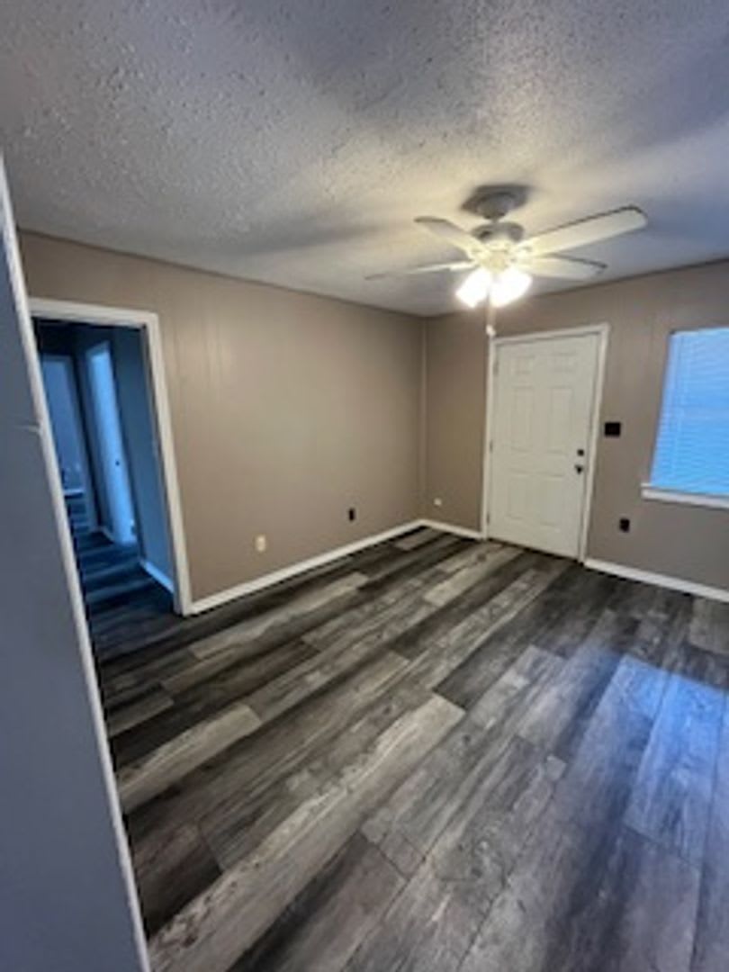 4904 West 19th Court – photo 4