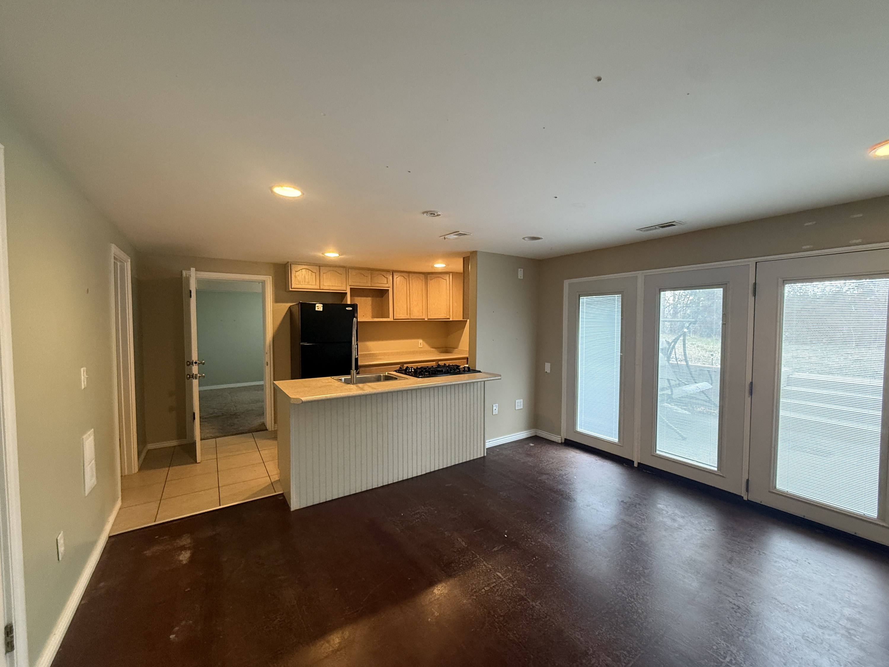 1645 Parkway Avenue – photo 3