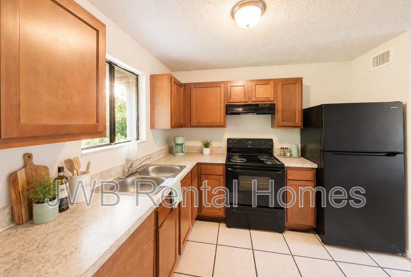 5224 Westchase Ct #3 – photo 4
