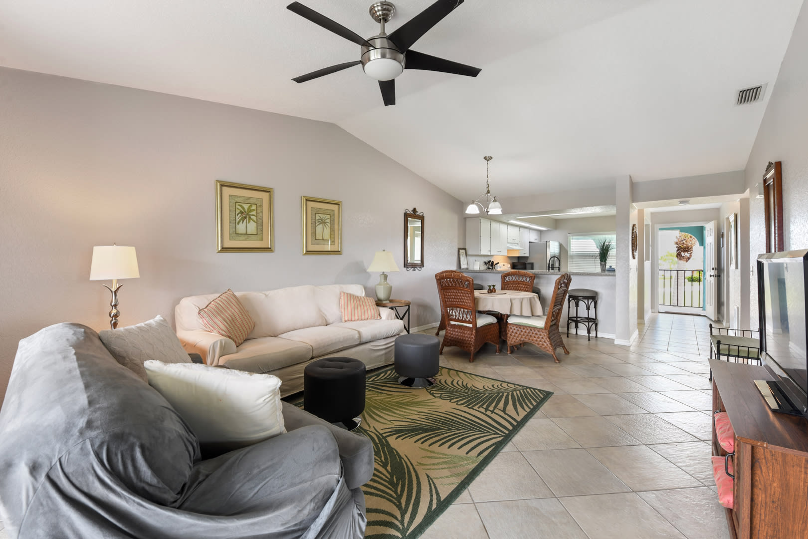 449 Royal Poinciana – photo 4