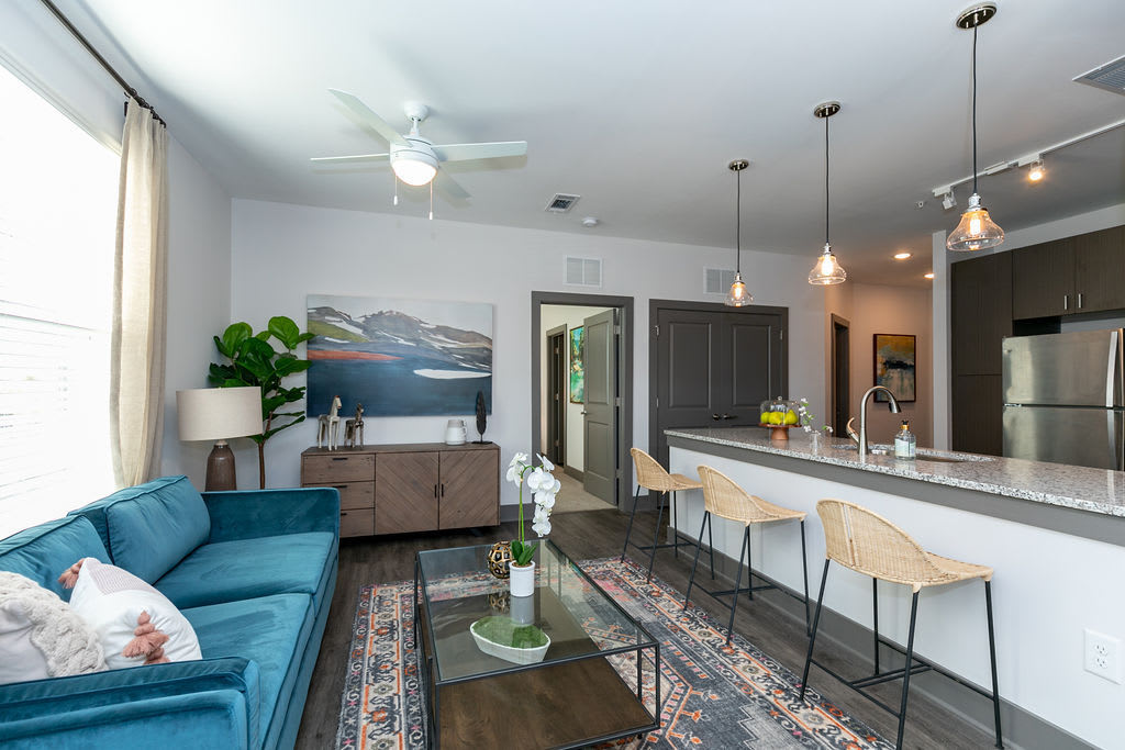 Gibson Flowery Branch – photo 4