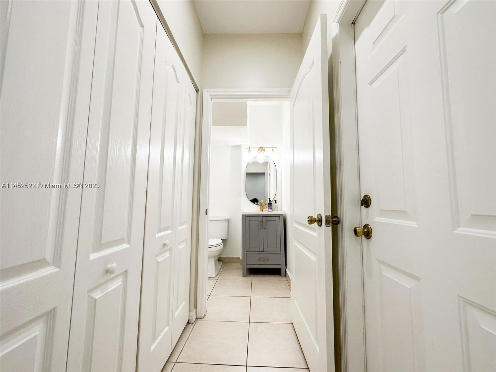 130 Riverwalk Circle – photo 4