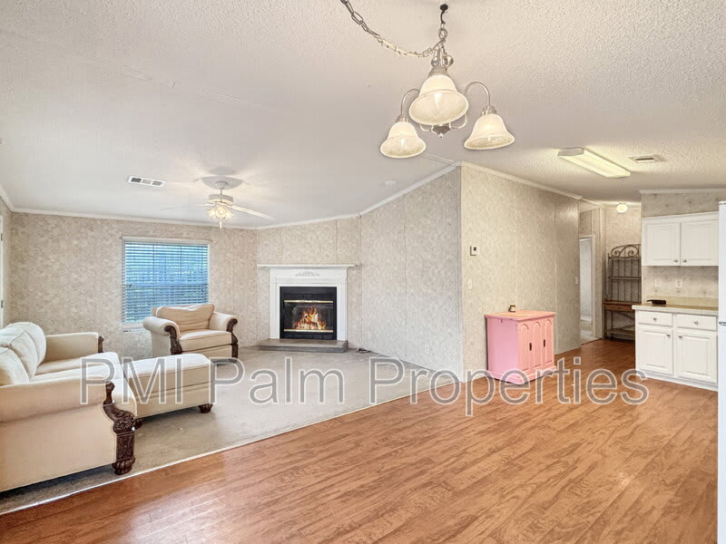 7568 SE Swan Ave – photo 5