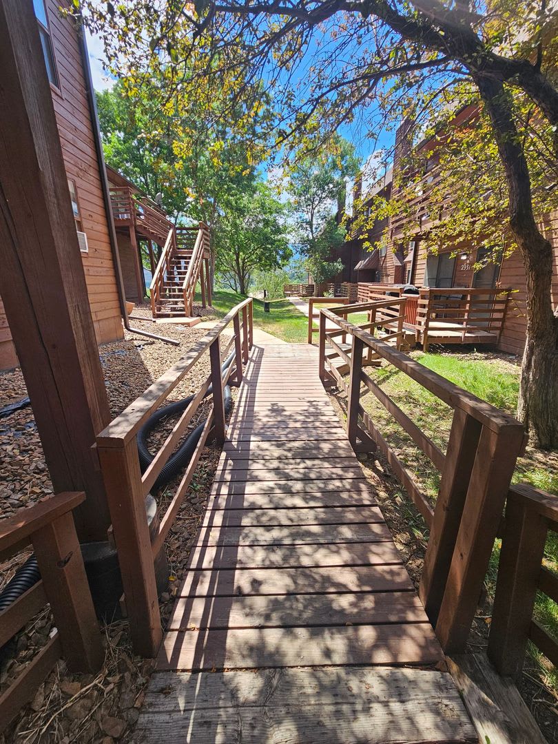 2BR/1.5BA Dog-Friendly Westside Condo near Old Colorado City – photo 4