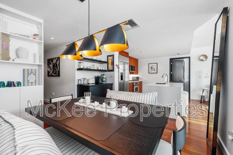 1199 Pacific Highway – photo 3
