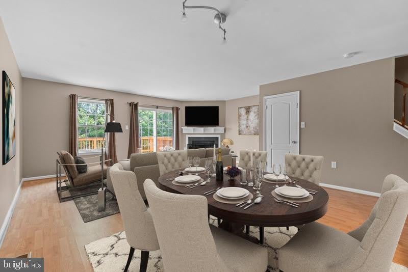 8 WESSEX Court – photo 2