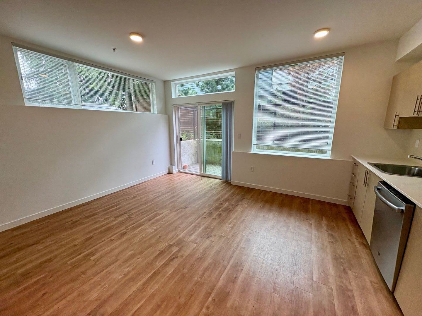 Capitol Hill Condominium ~ Edison – photo 5