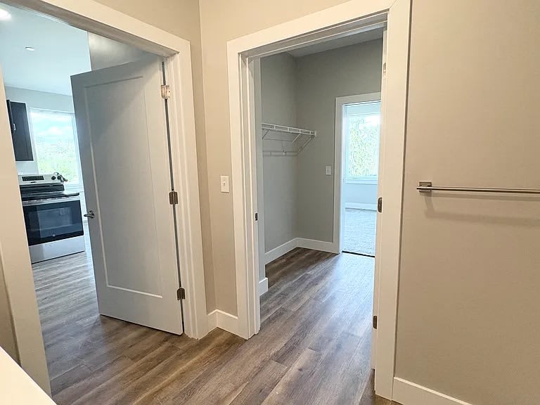 502-E McKnight Circle – photo 4