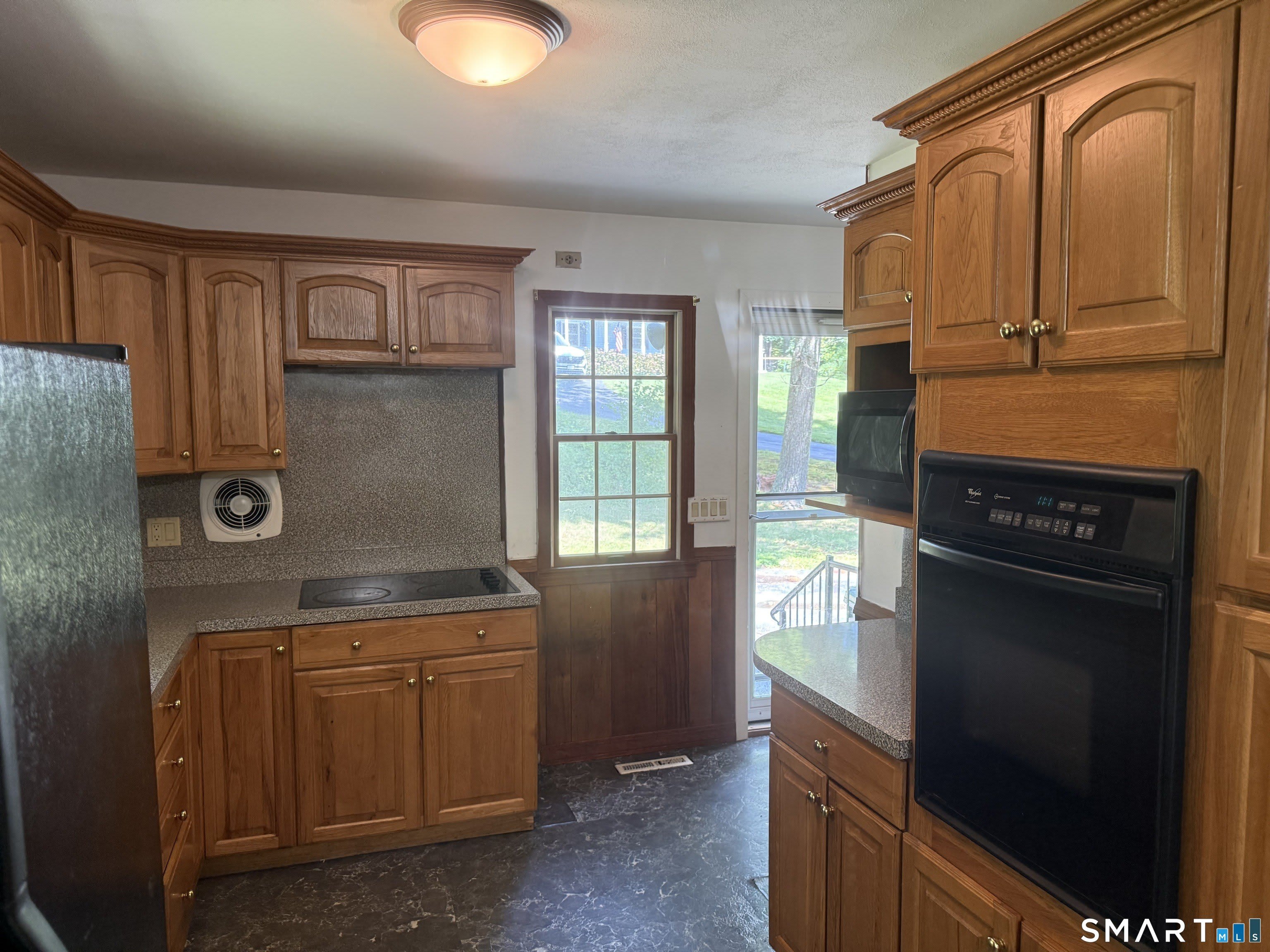 408 Indigo Street – photo 3