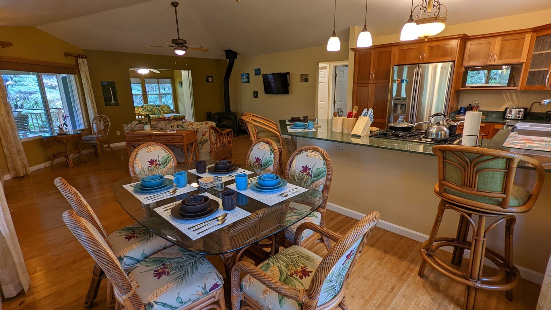 Fully furnished 2BR 2bath House in Volcano – photo 3