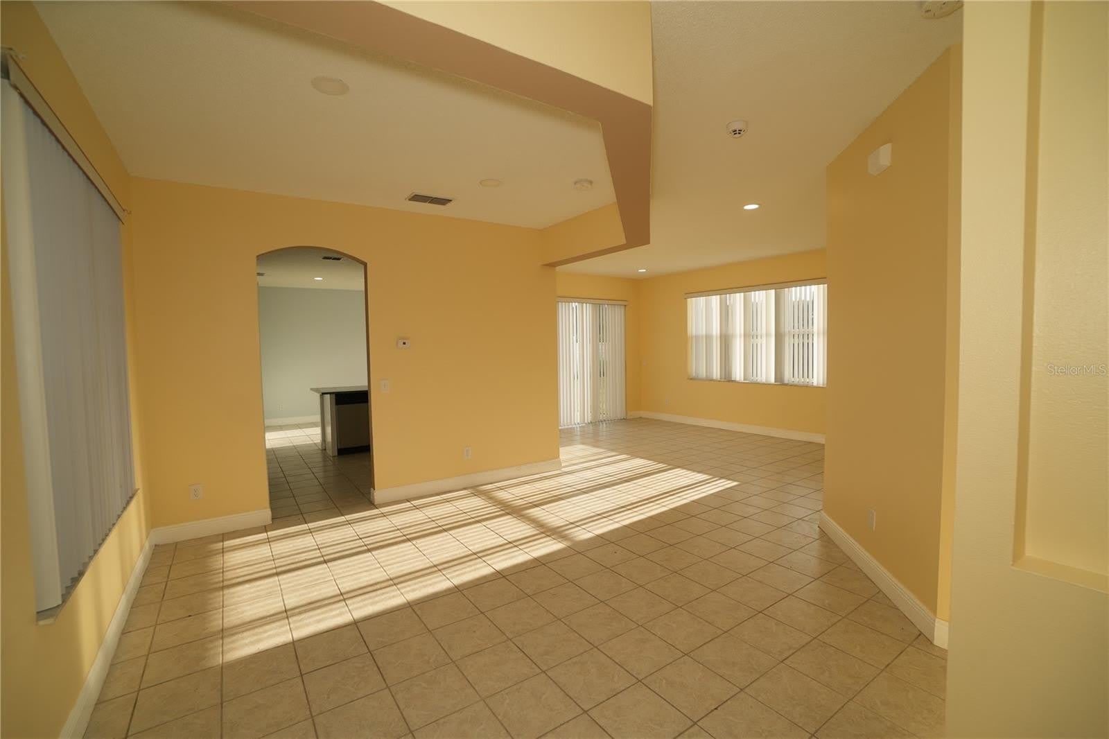 2560 SAGE Drive W – photo 4