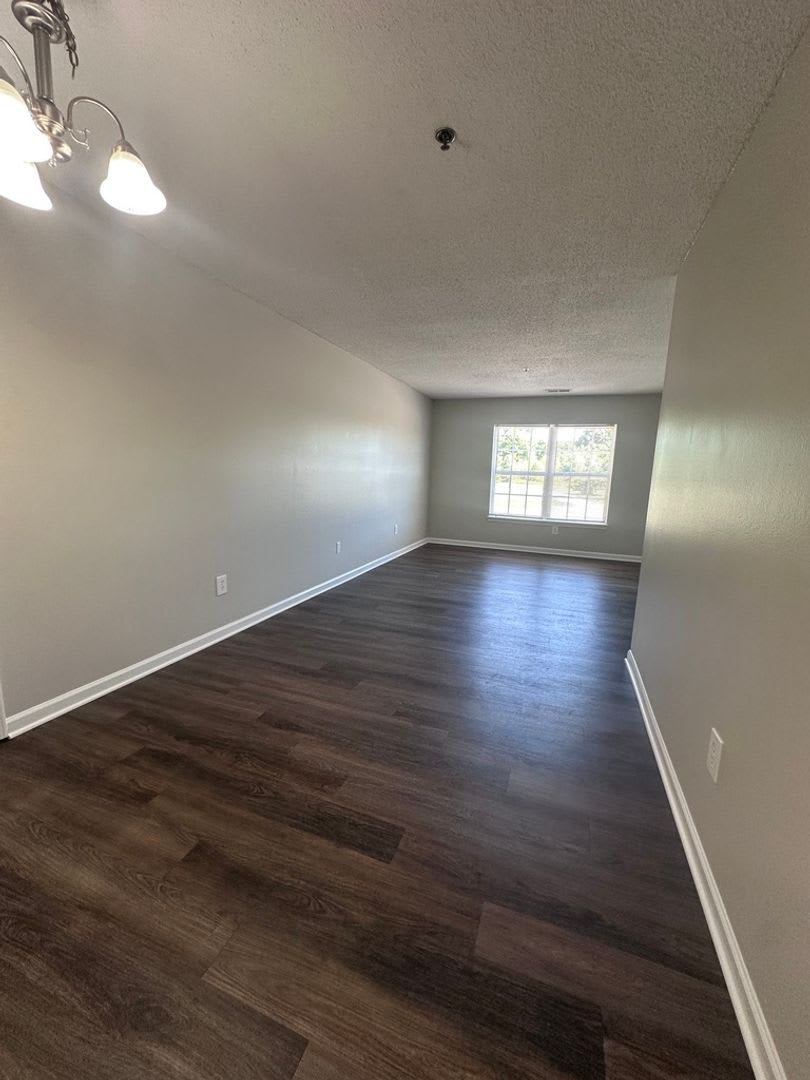 Trafalgar Pointe Apartments – photo 5
