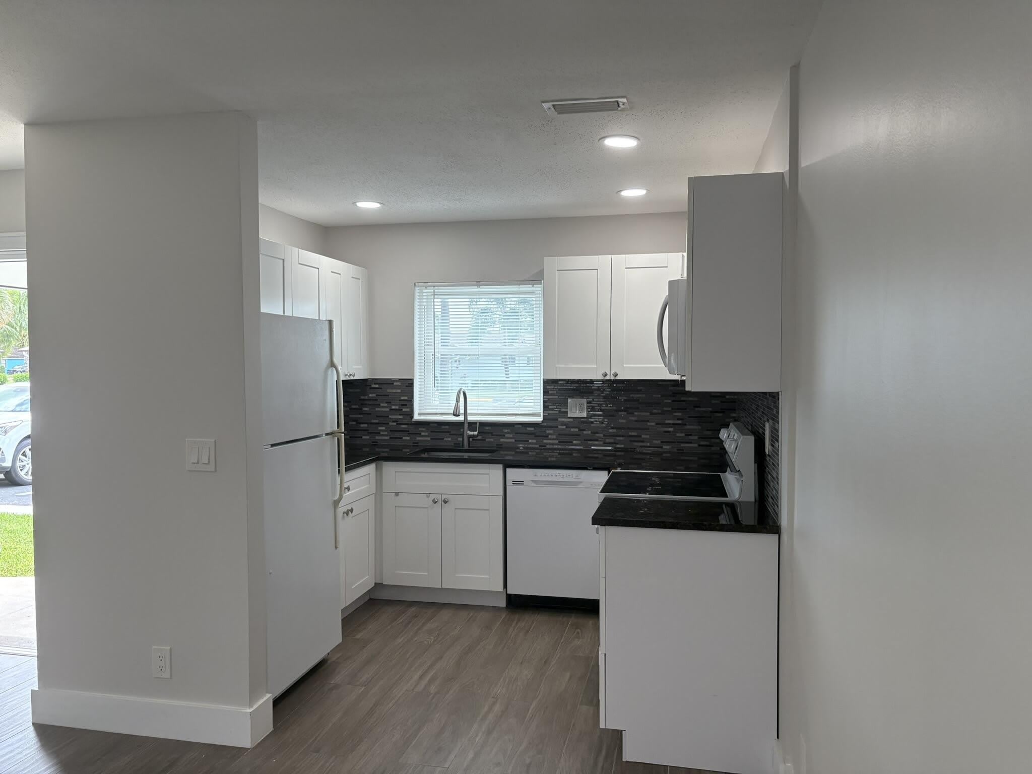 2930 Crosley Drive E – photo 5