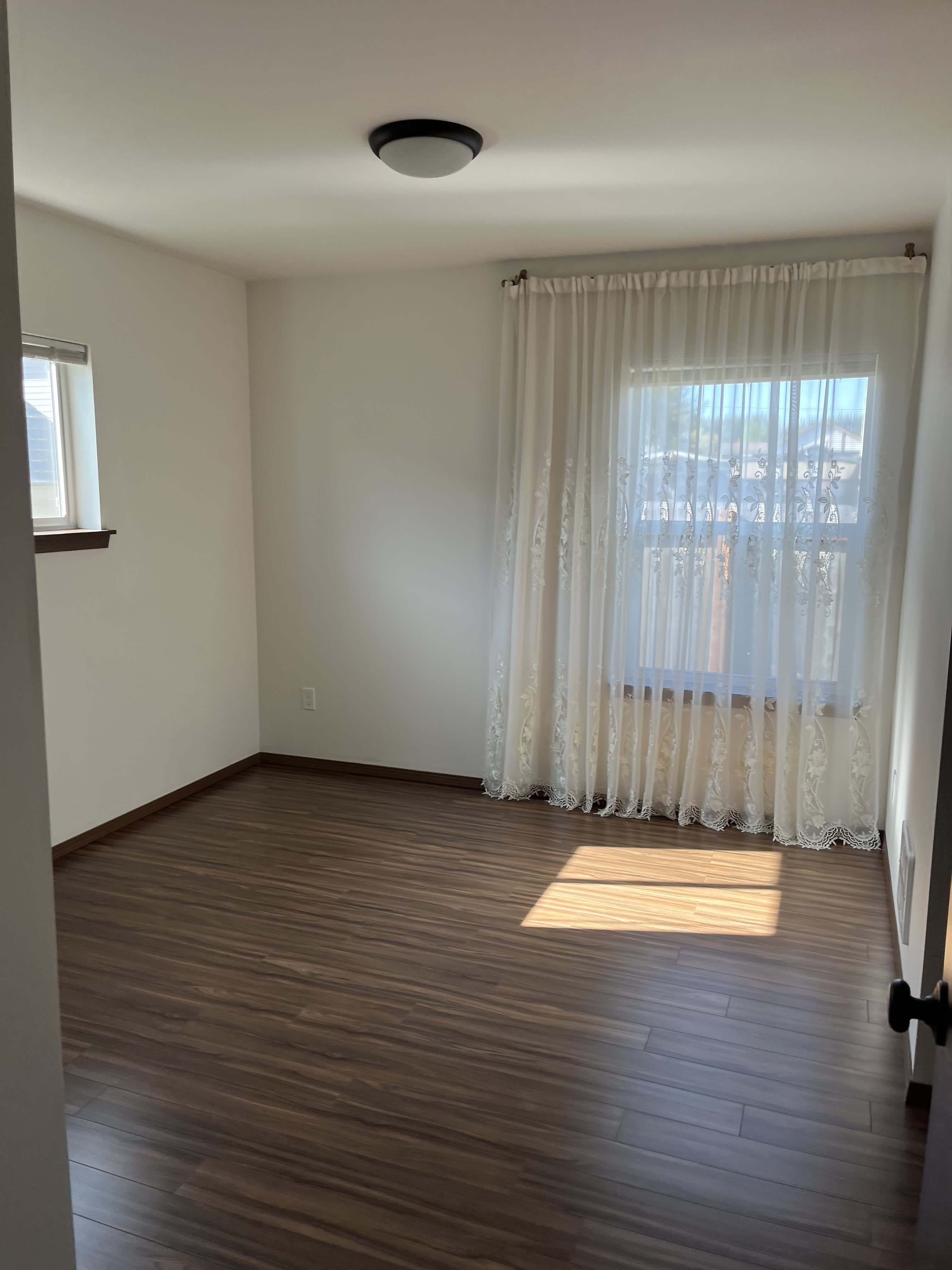 607 4th Street – photo 2