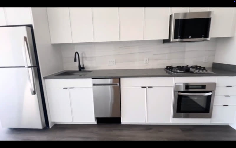 1128 W Van Buren St – photo 1