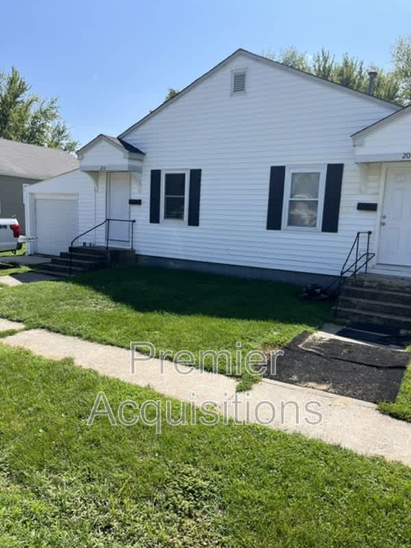 210 E Bland St – photo 1