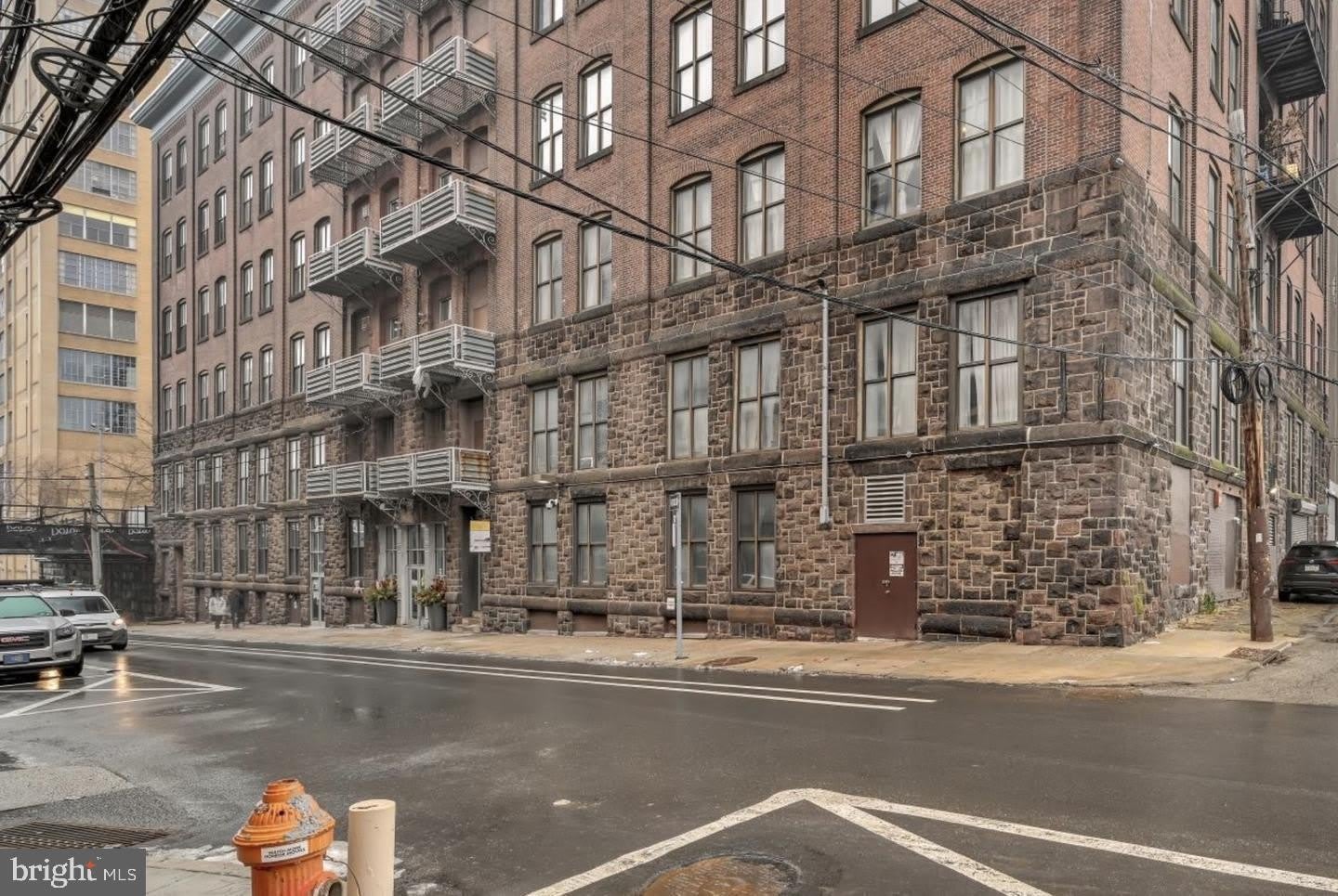 428 N 13TH Street – photo 2