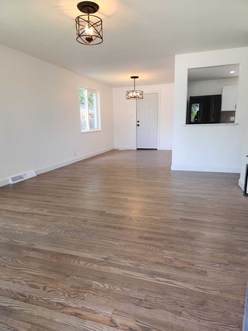 Completely renovated Ranch Style home in Englewood! – photo 4