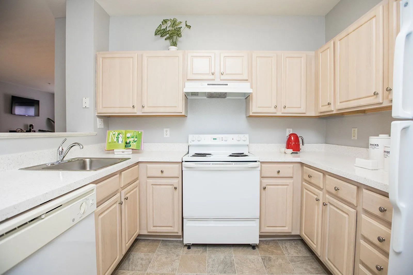 Park Station Apartments – photo 2