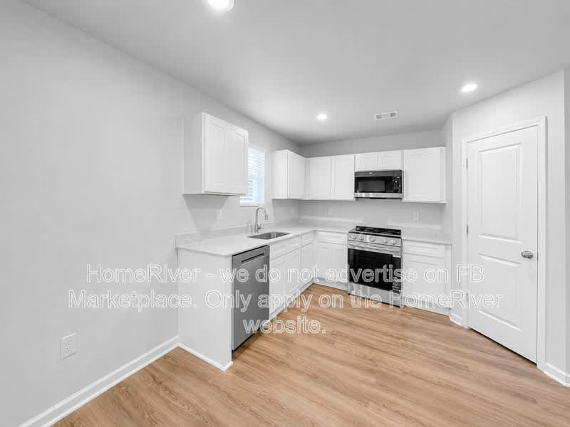 483 Sundown Dr – photo 5