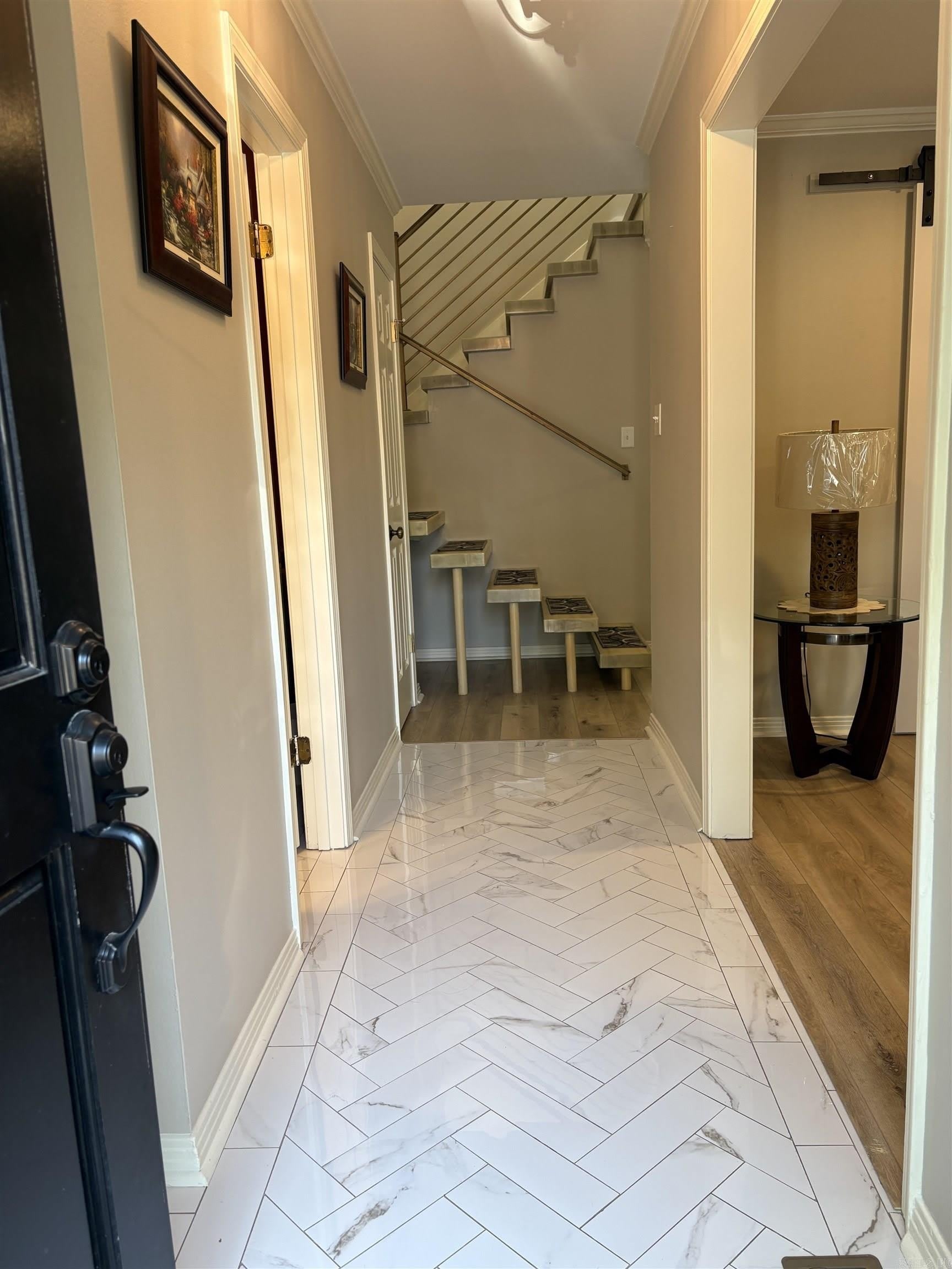 305 Cambridge Place Drive – photo 2