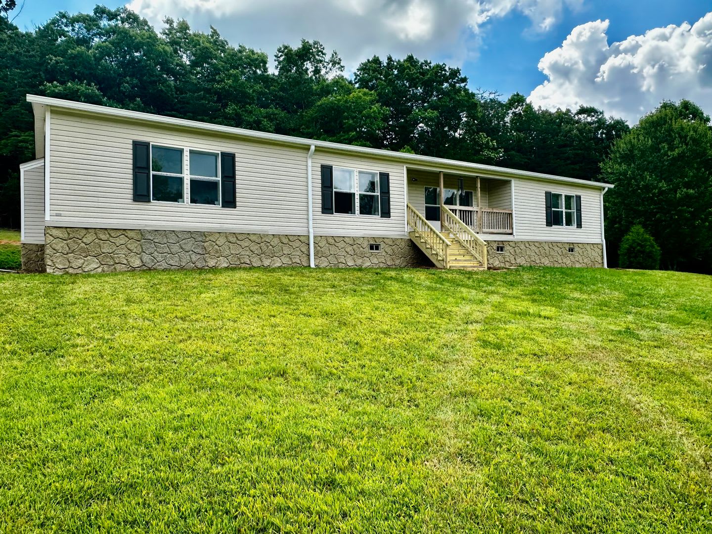 Young Harris Rental – photo 1