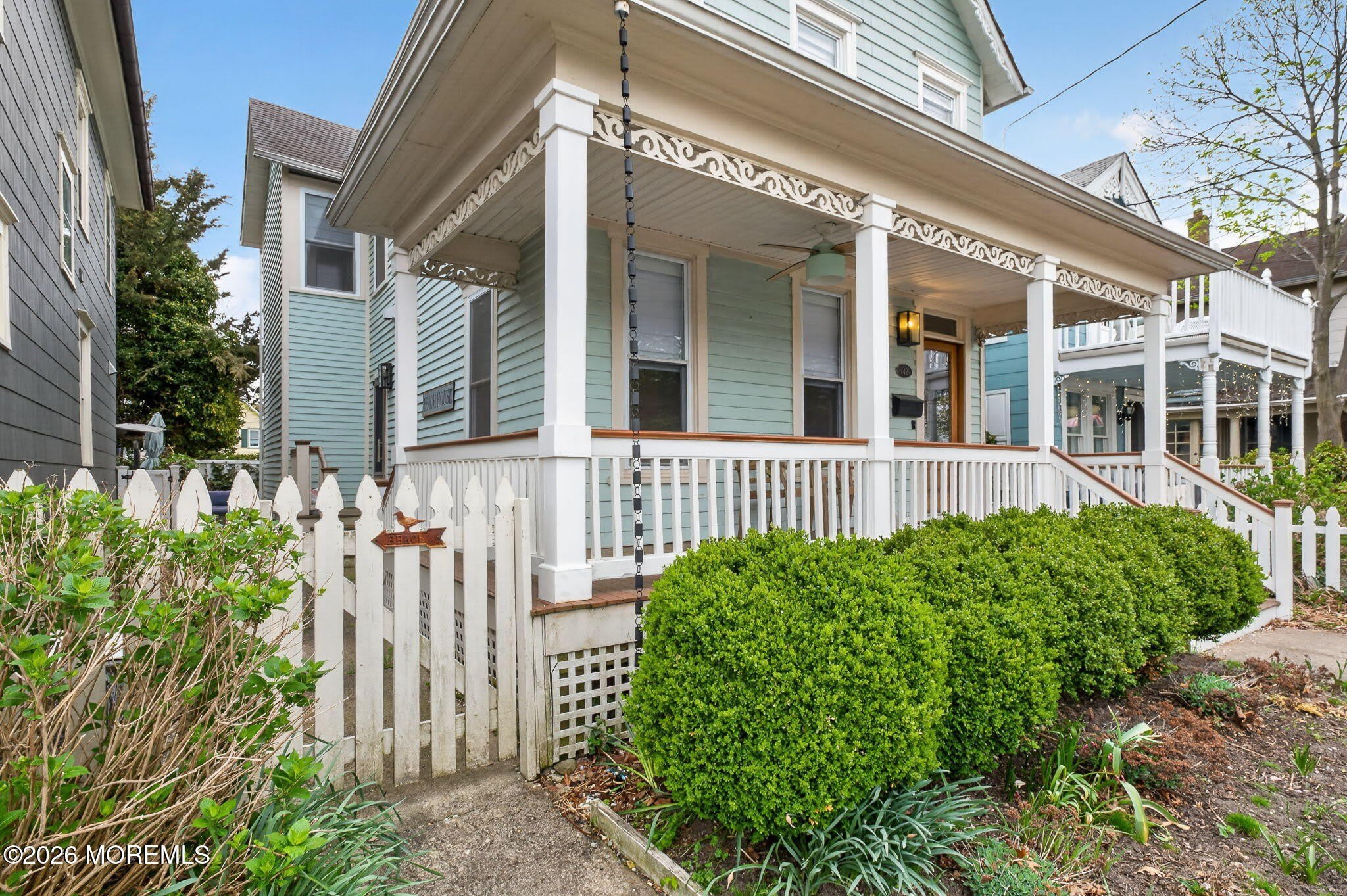 142 Heck Avenue – photo 1