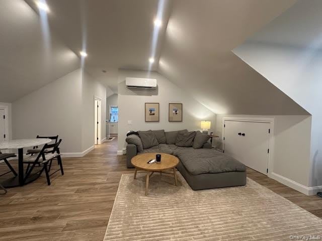 68 Nassau Road – photo 4